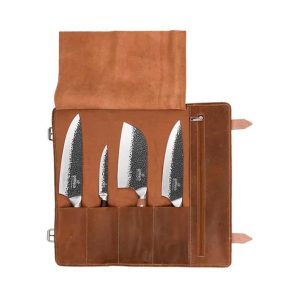 Set de cuchillos premium artesanal para asado sobre tabla de madera