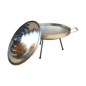 Disco de acero inoxidable de 47 cms con tapa y patas desmontables de AsadosyPunto para asados perfectos en Chile.